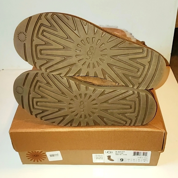 [SOLD]UGG Australia Bailey Chestnut Suede Button Boot UggBoots /  NIB - Picture 8 of 12